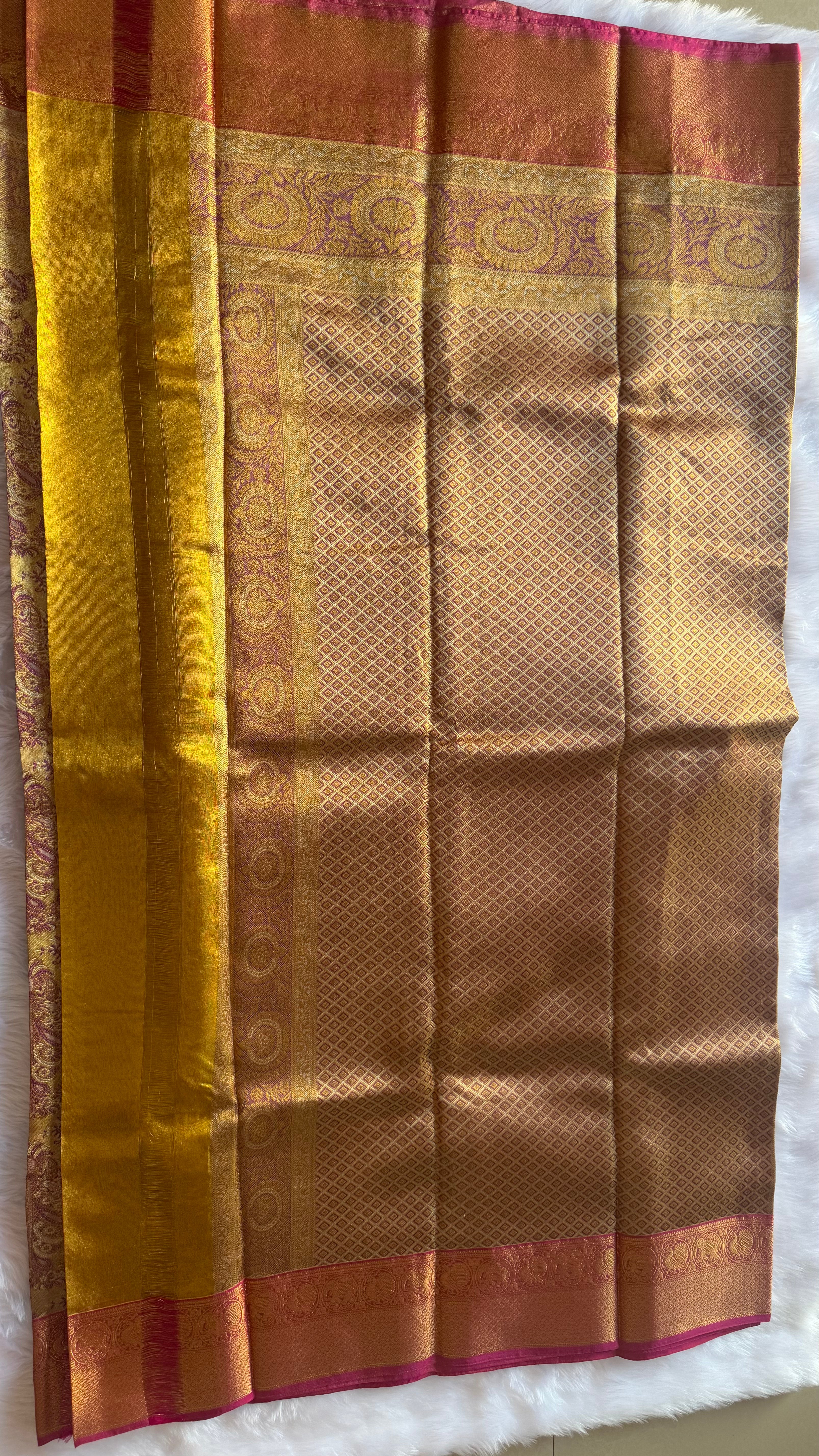 Kanchipuram pure silk saree body close-up - intricate pallu design with real gold zari KPPS008