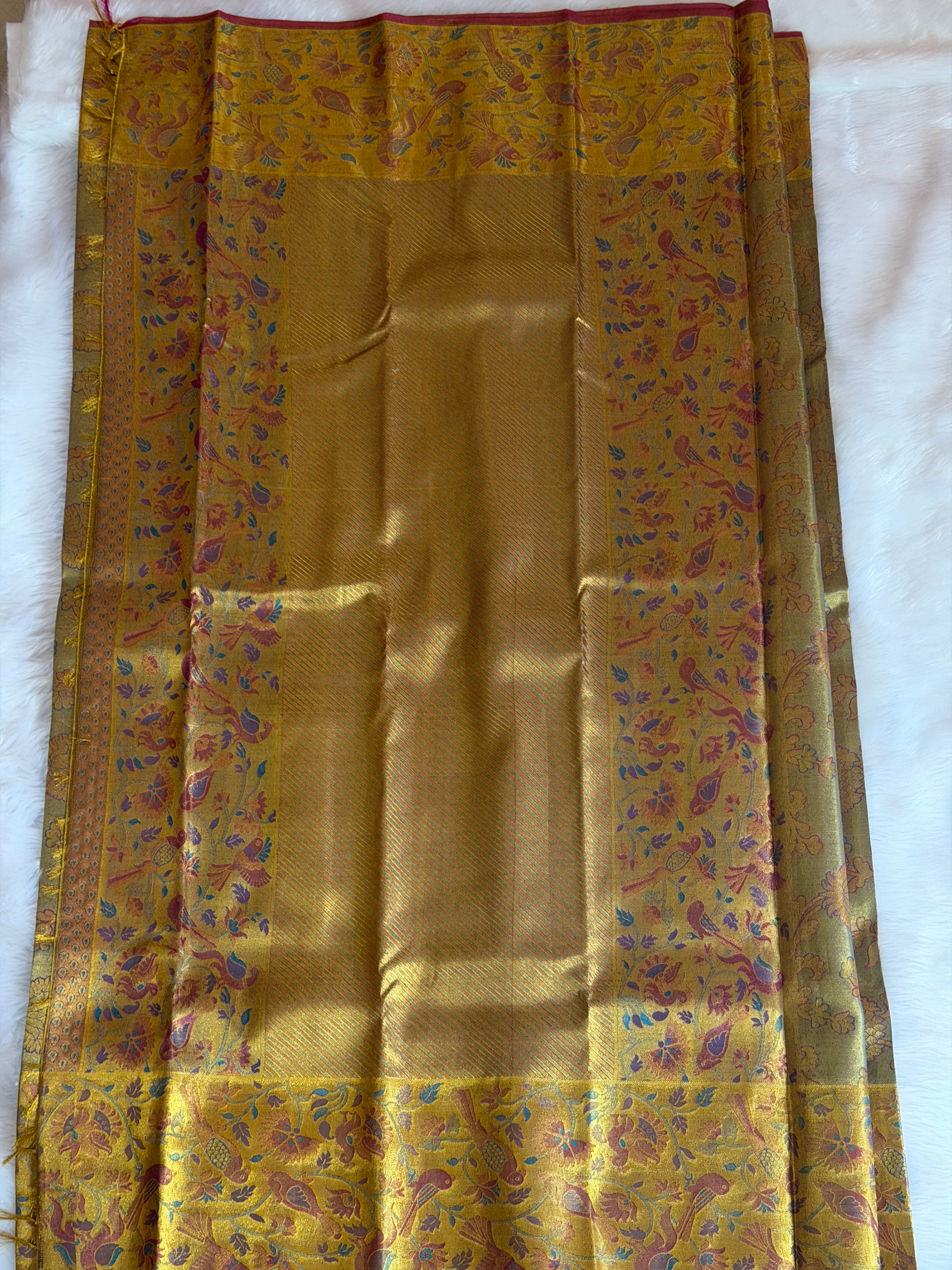 Kanchipuram pure silk saree border and pallu - classic checks design with real zari weaving